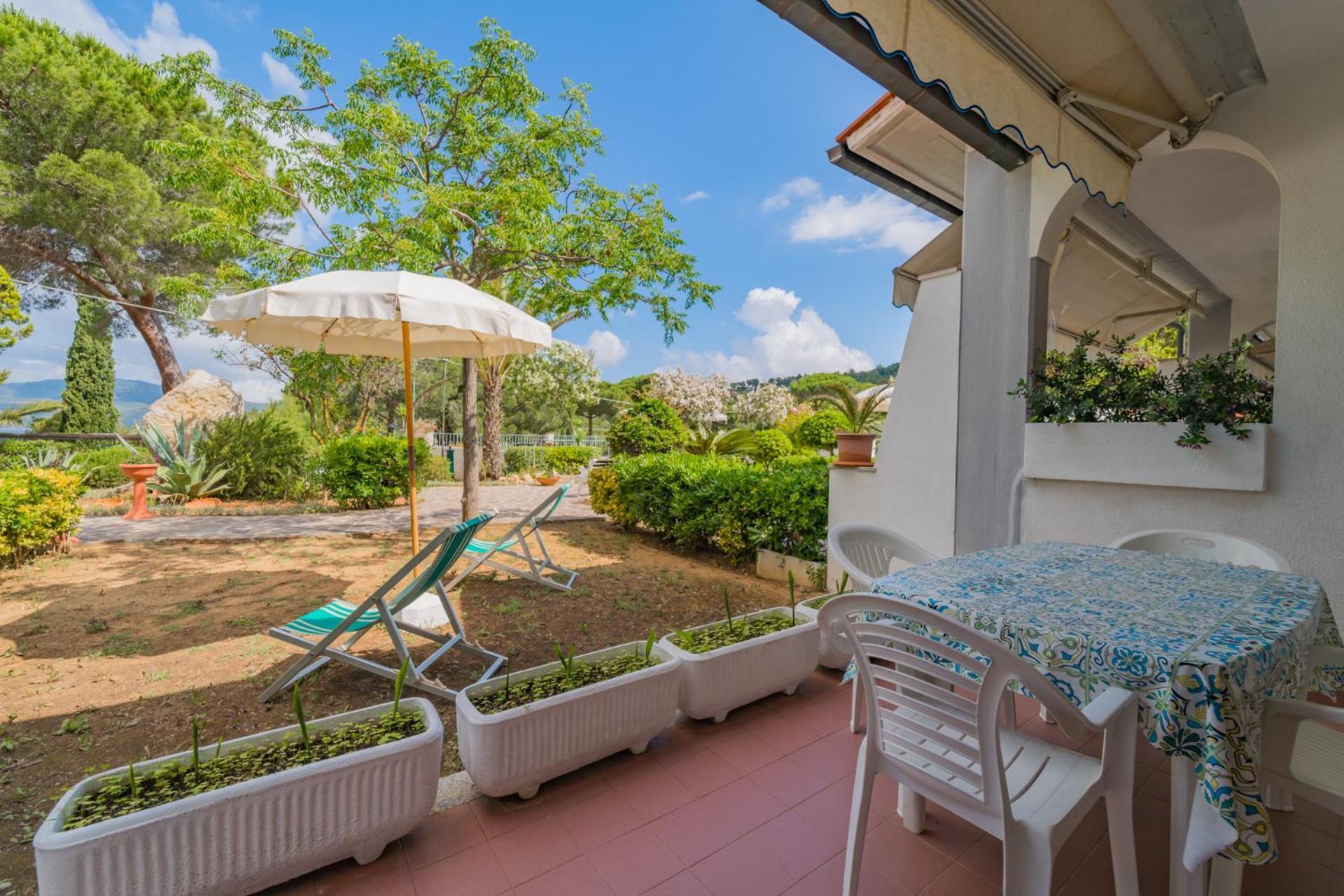 Residence Baia Delle Grazie Casa Morcone Экстерьер фото